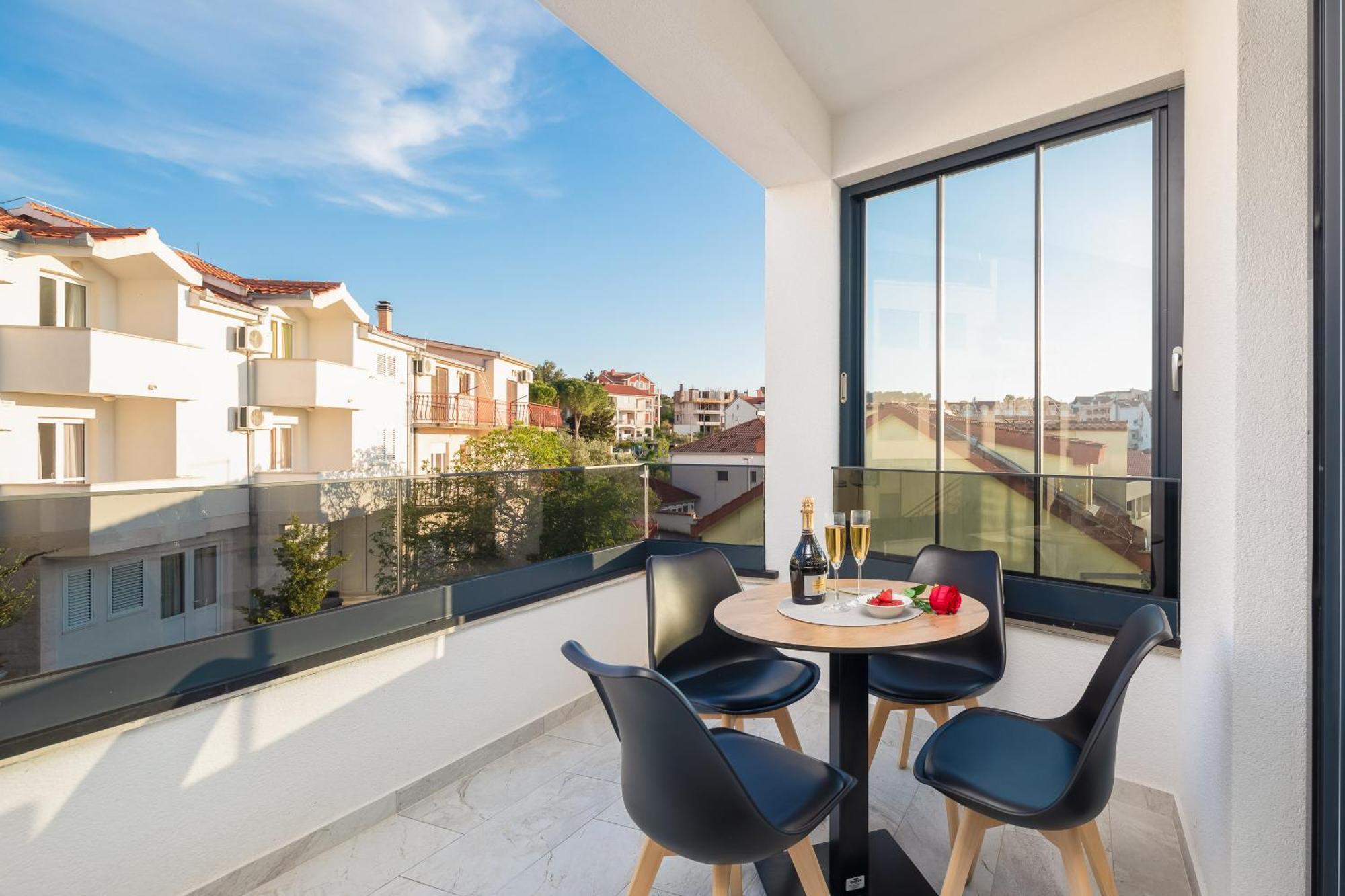 Beach Villa Valentina Трогір Номер фото