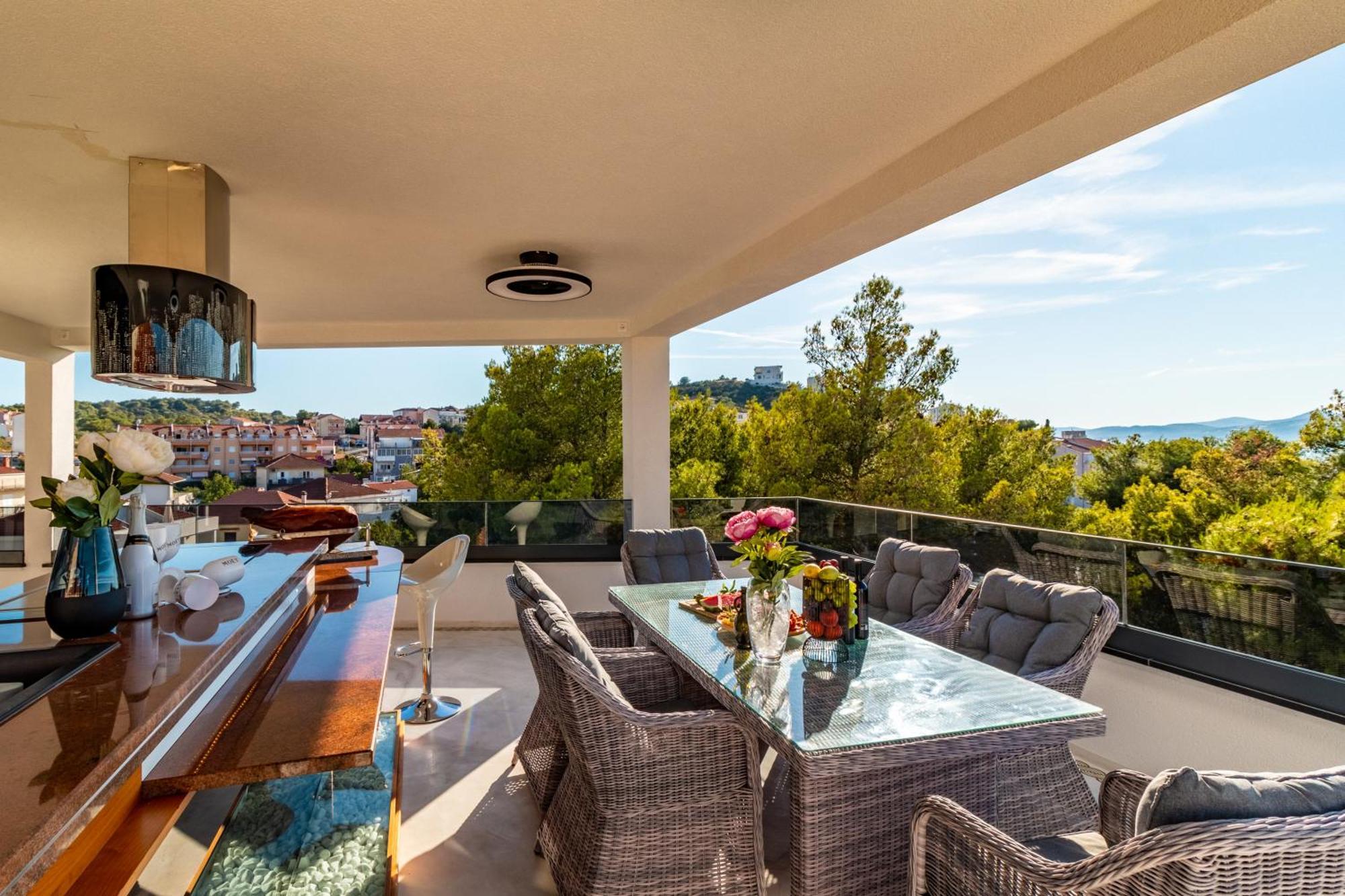 Beach Villa Valentina Трогір Номер фото